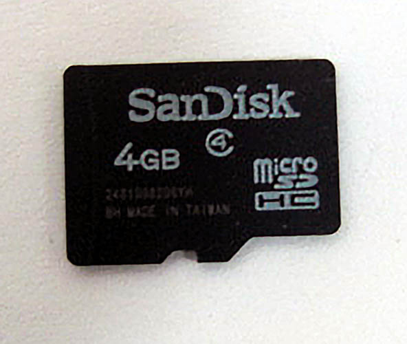 SanDisk 4gb SDHC 4 class.jpg